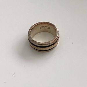 Tiffany & co ring - size 6